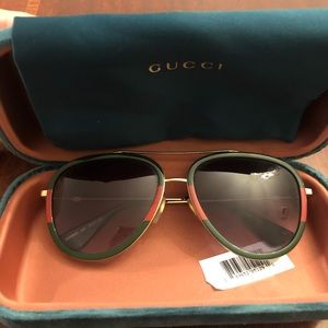GUCCI AVIATOR SUNGLASSES